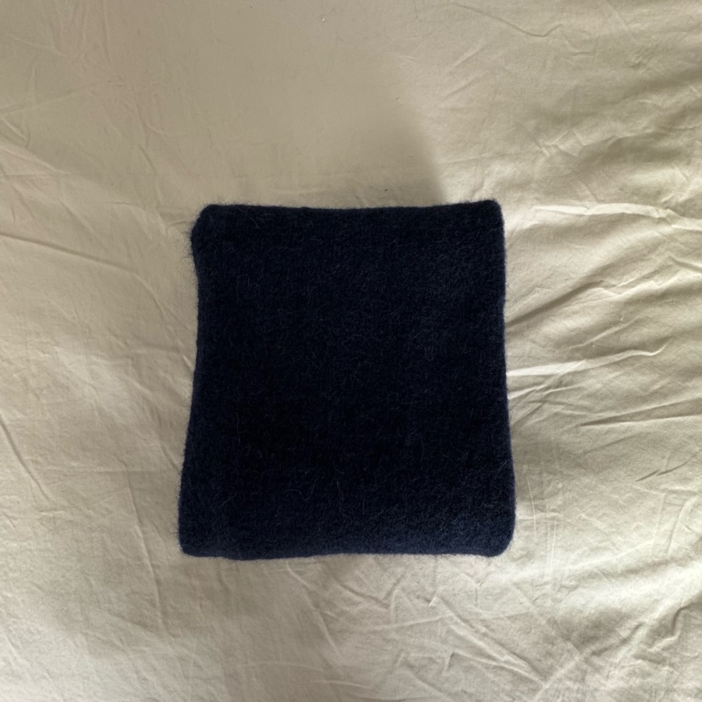 Sézane Marianne Navy Blue Scarf - Picture 2 of 3